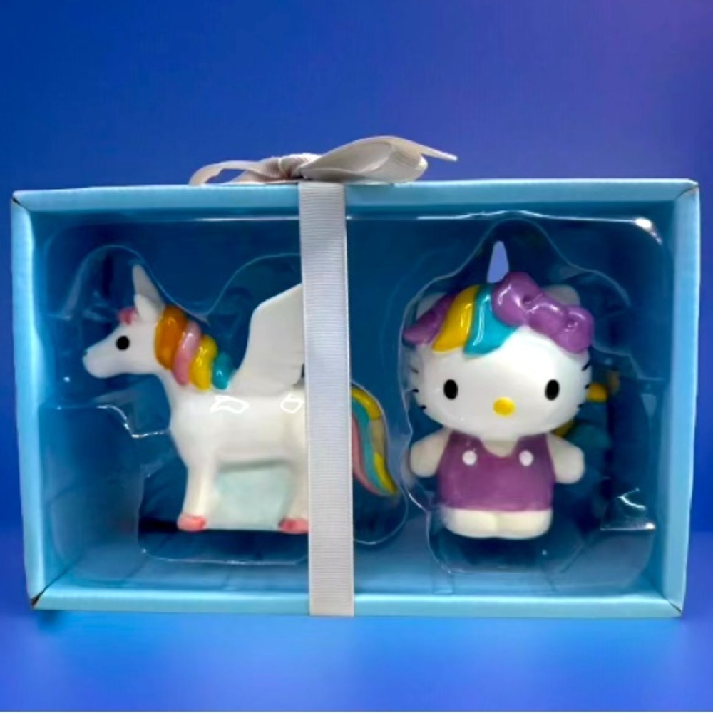 Hello Kitty Blue Sky Salt & Pepper Set, Unicorn, Colorful, Hand Painted​​